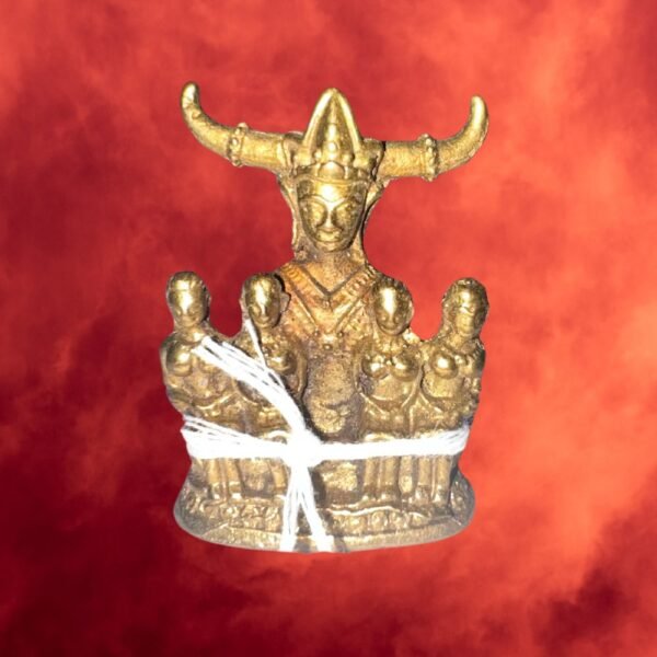 Phaya Khao Kham with 4 Wives: For the one ready to sit at the center of power