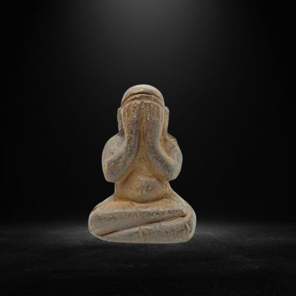 Phra Pidta Statue: Guard Against Negative Forces, Invites Good Energies. Place one on your desk to uplift the spiritual energies.